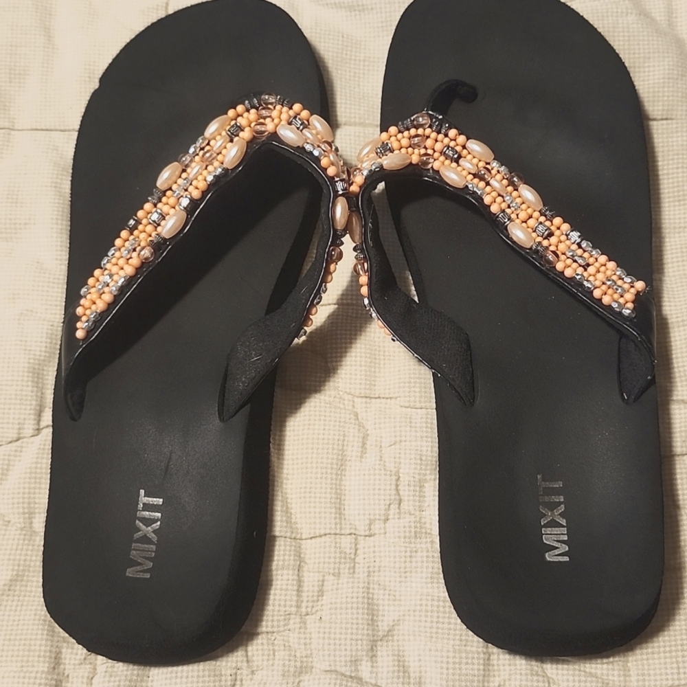 Mixit brand flip flops. Size 9